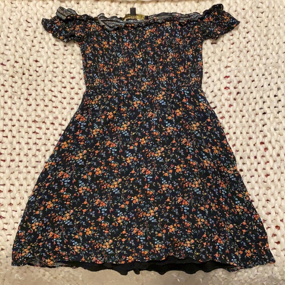 Floral off the shoulder sun dress, XS,